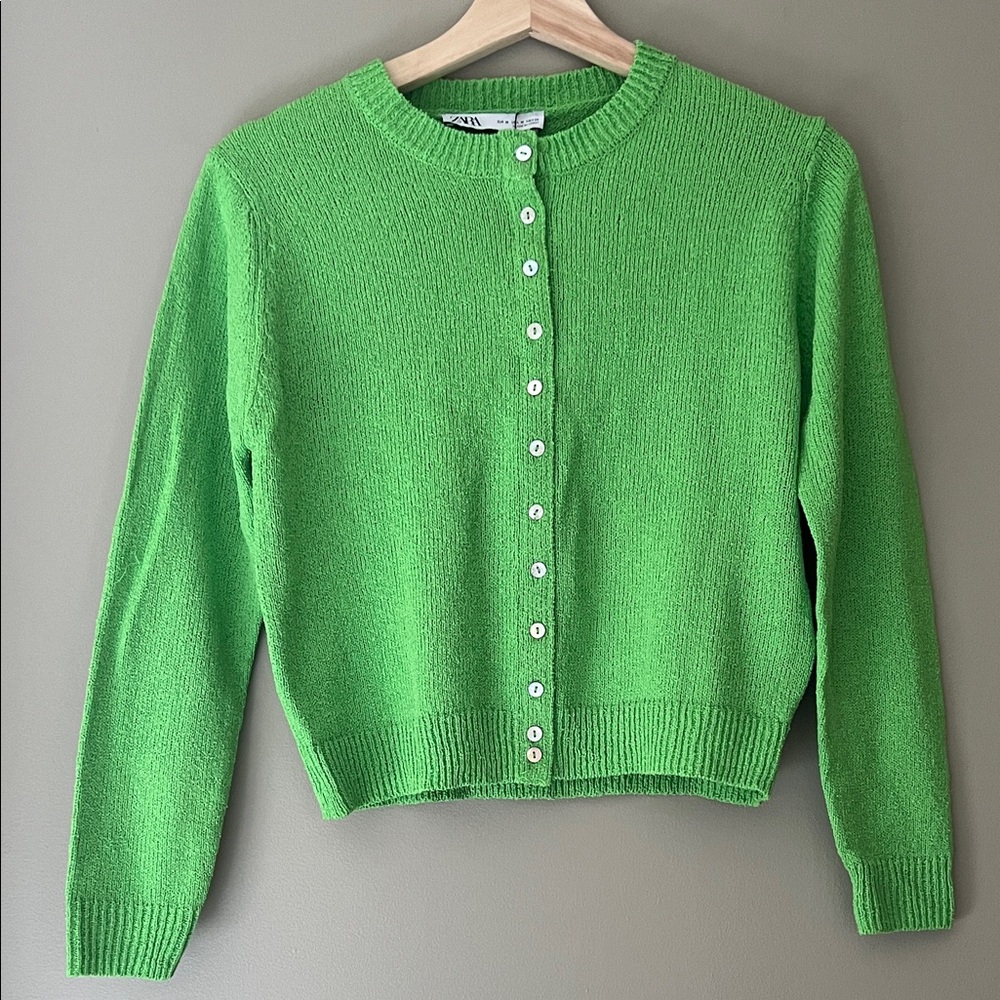Zara Smooth Knit Green Sweater Cardigan (NWT)